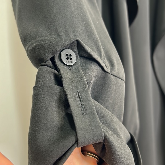 Aritzia Babaton long sleeve flowy padded shoulder pocketed trench coat jacket - Picture 4 of 14